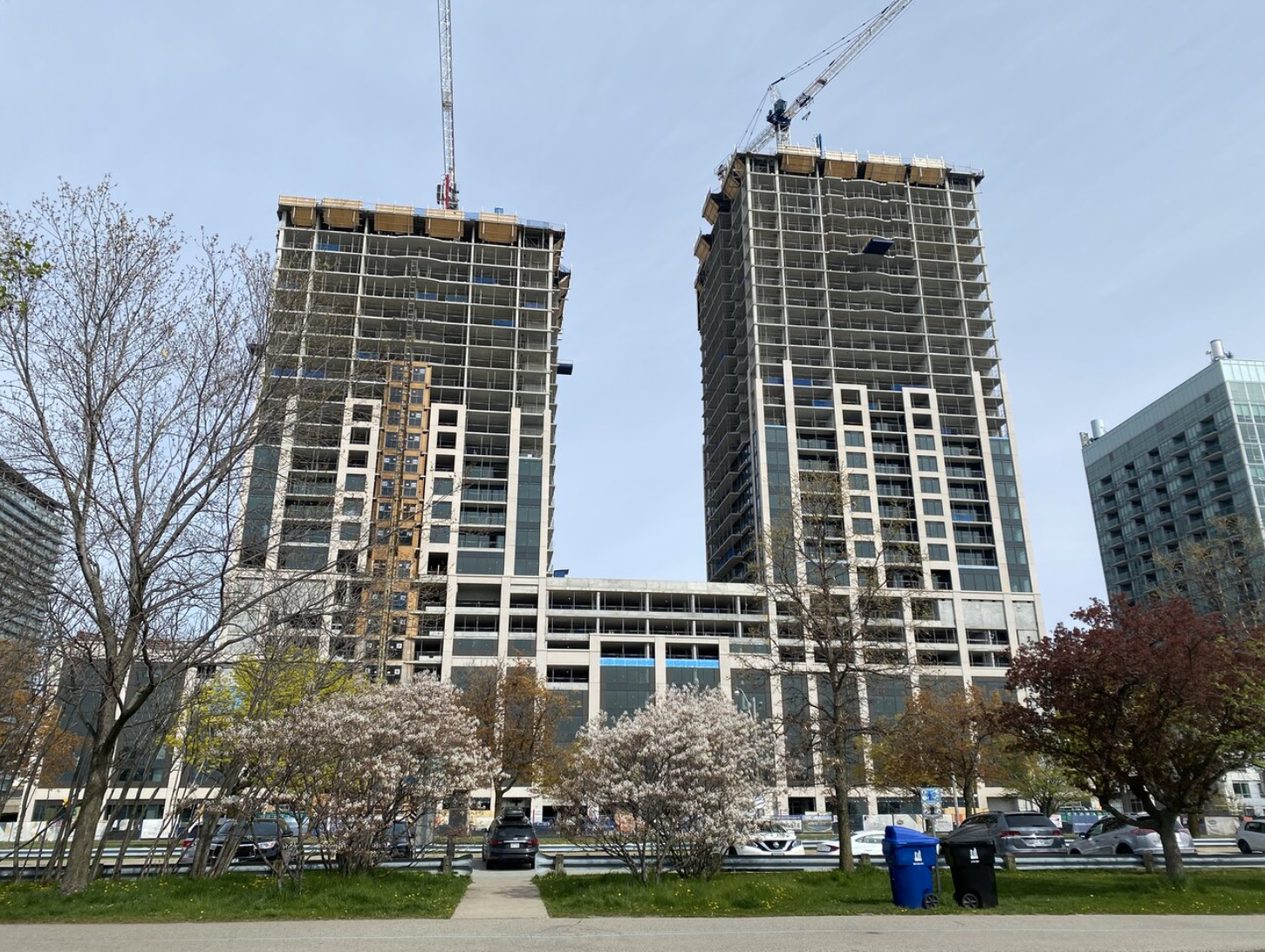 Mirabella Condos Continues Ascent Above Lake Shore Boulevard